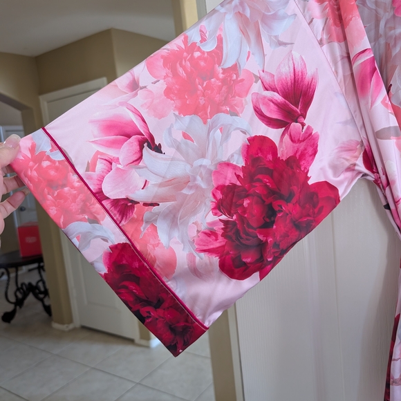 Soma Sensual Satin Robe and Chemise Set - Picture 4 of 11